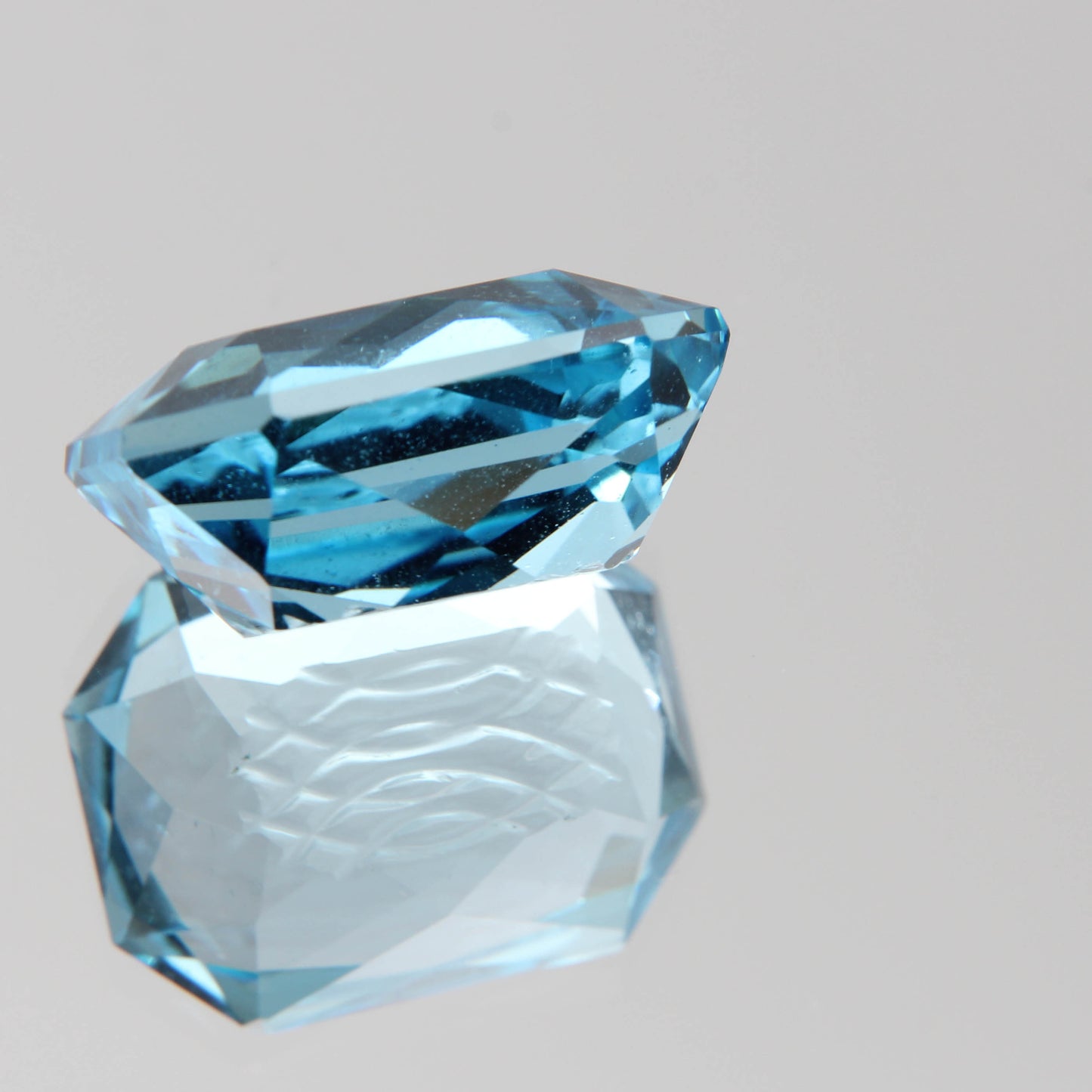 Blauer Topas 26.62ct