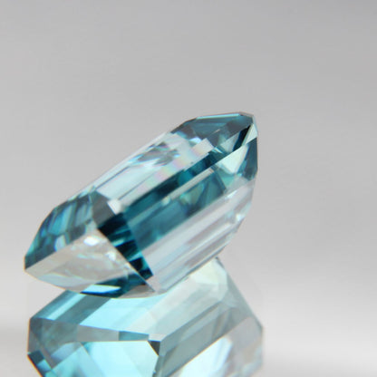 blue Zircon 4.45 ct