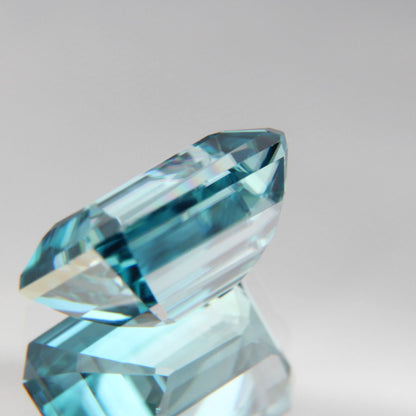 blue Zircon 4.45 ct