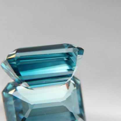 blue Zircon 4.45 ct