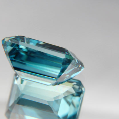 blue Zircon 4.45 ct