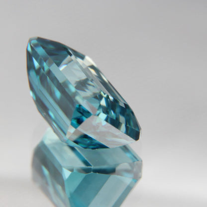 blue Zircon 4.45 ct