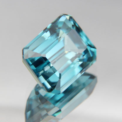 blue Zircon 4.45 ct