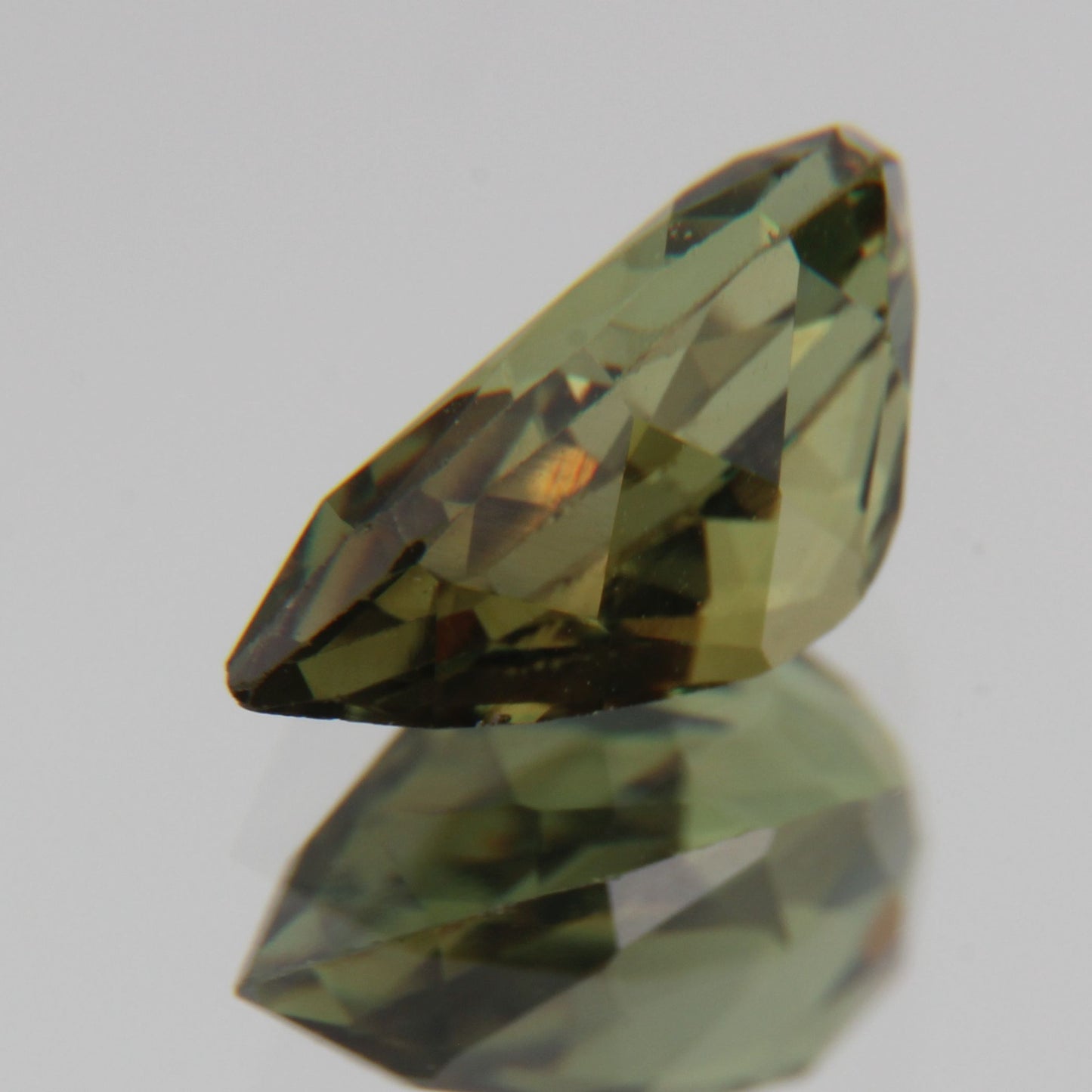 Demantoid 1.01 ct