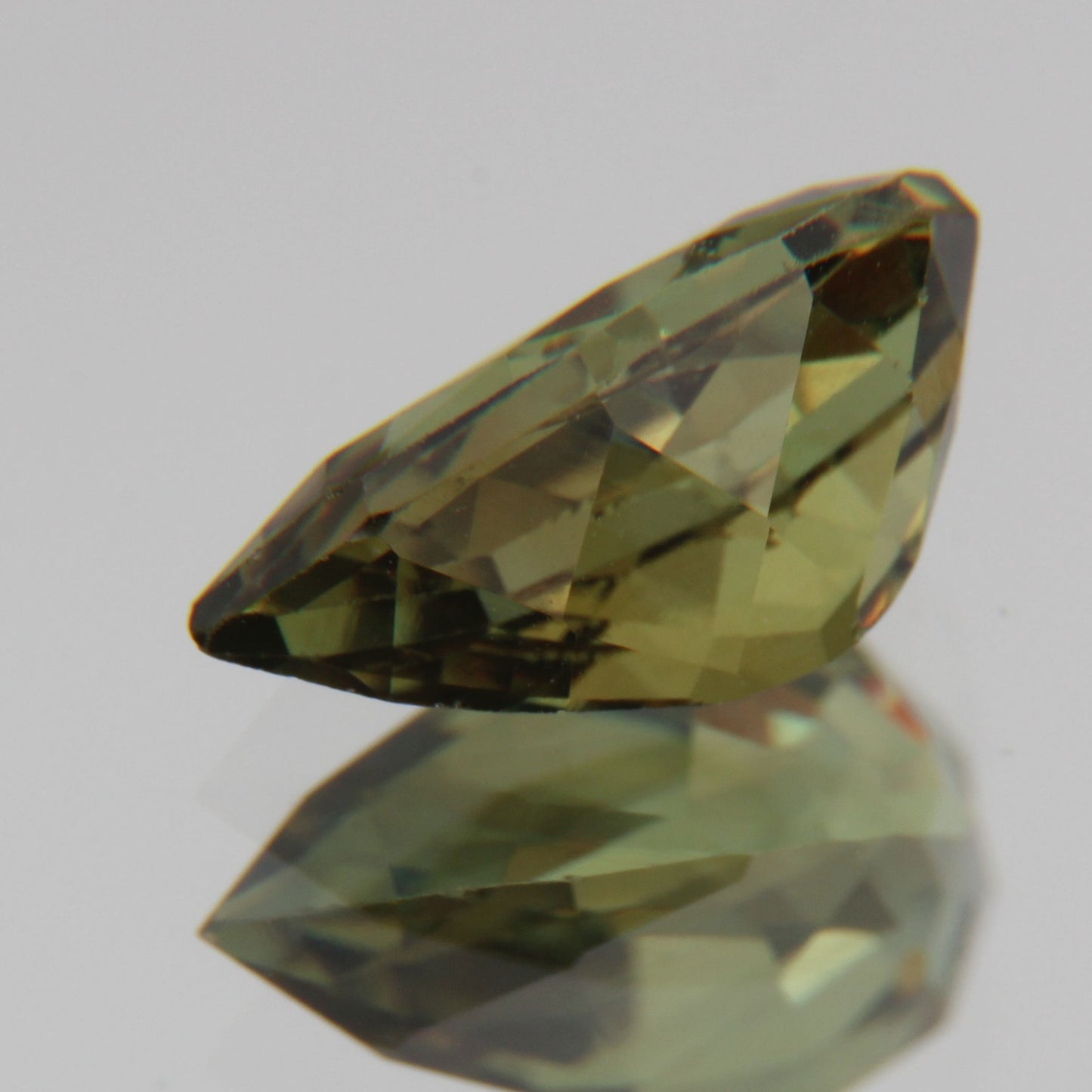 Demantoid 1.01 ct