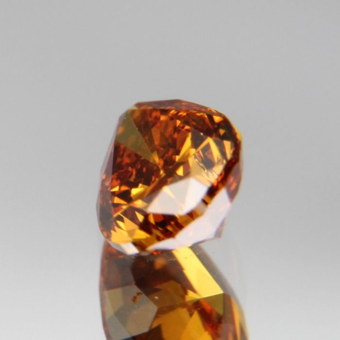 fancy deep orange-yellow Diamant 0.417ct