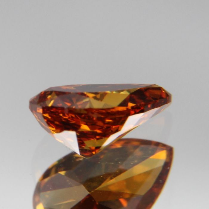 fancy deep orange-yellow Diamant 0.417ct