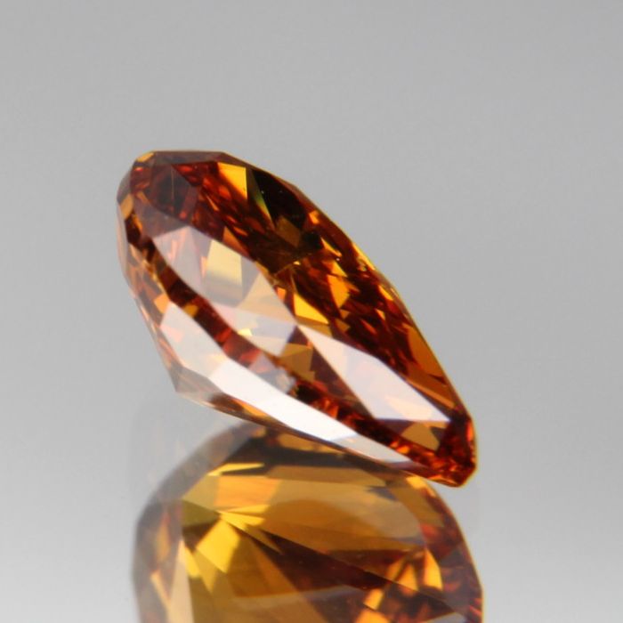 fancy deep orange-yellow Diamant 0.417ct