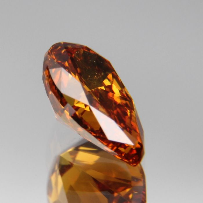 fancy deep orange-yellow Diamant 0.417ct