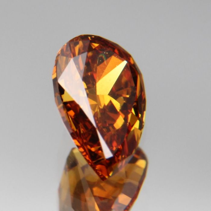 fancy deep orange-yellow Diamant 0.417ct