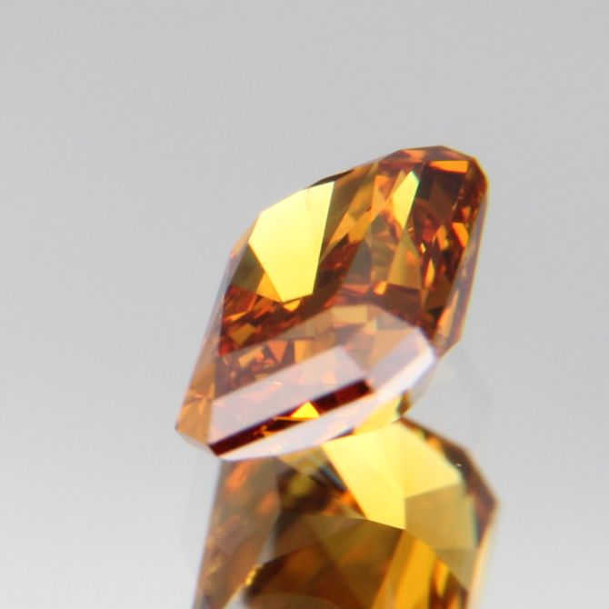 fancy deep brownish yellowish orange Diamond 0.437ct