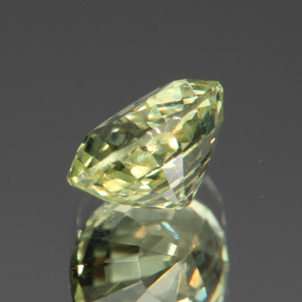 Chrysoberyll 1.37 ct