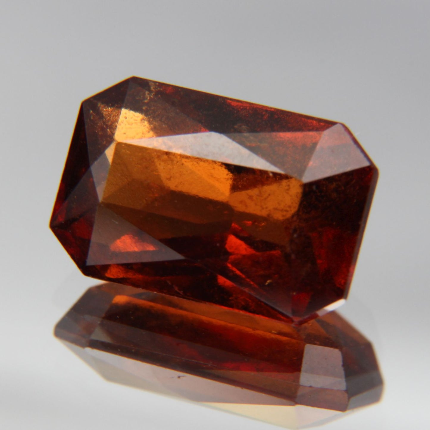 Hessonit 5.81ct