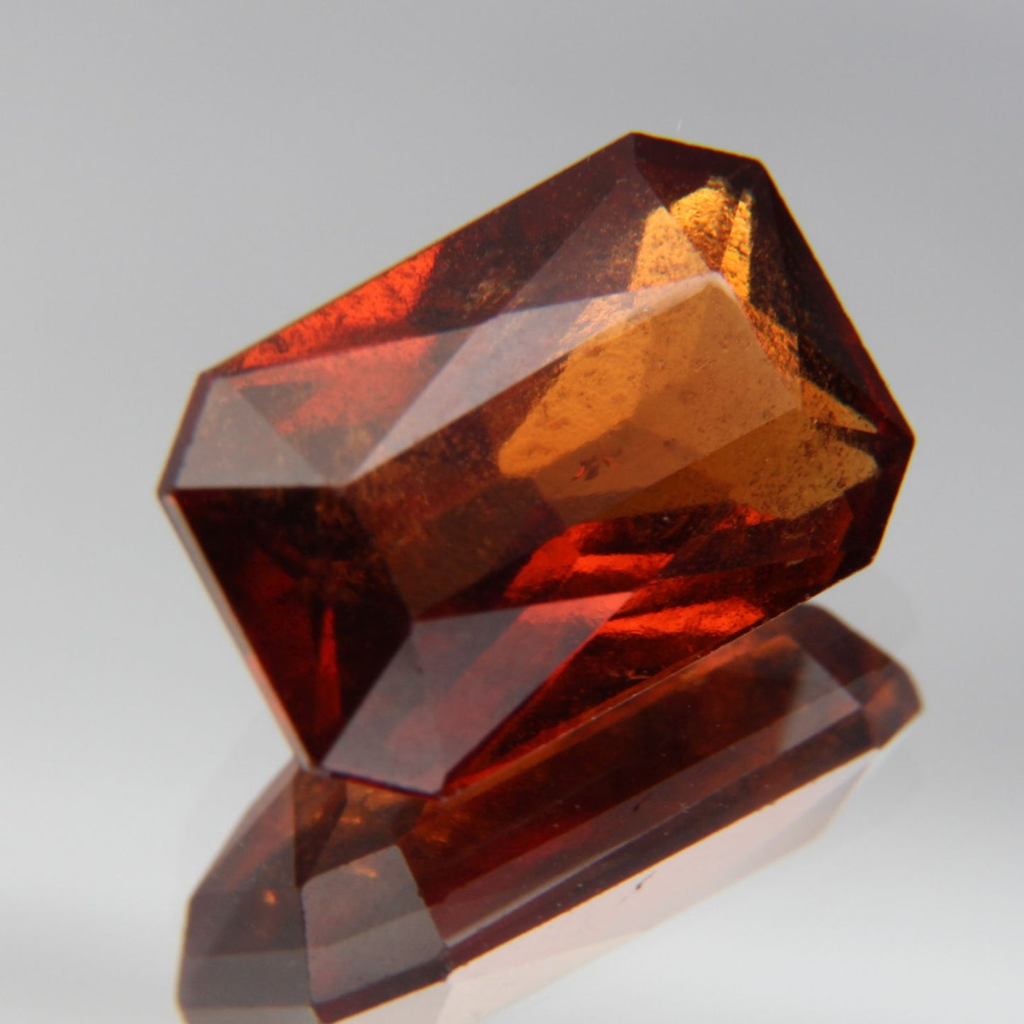 Hessonit 5.81ct