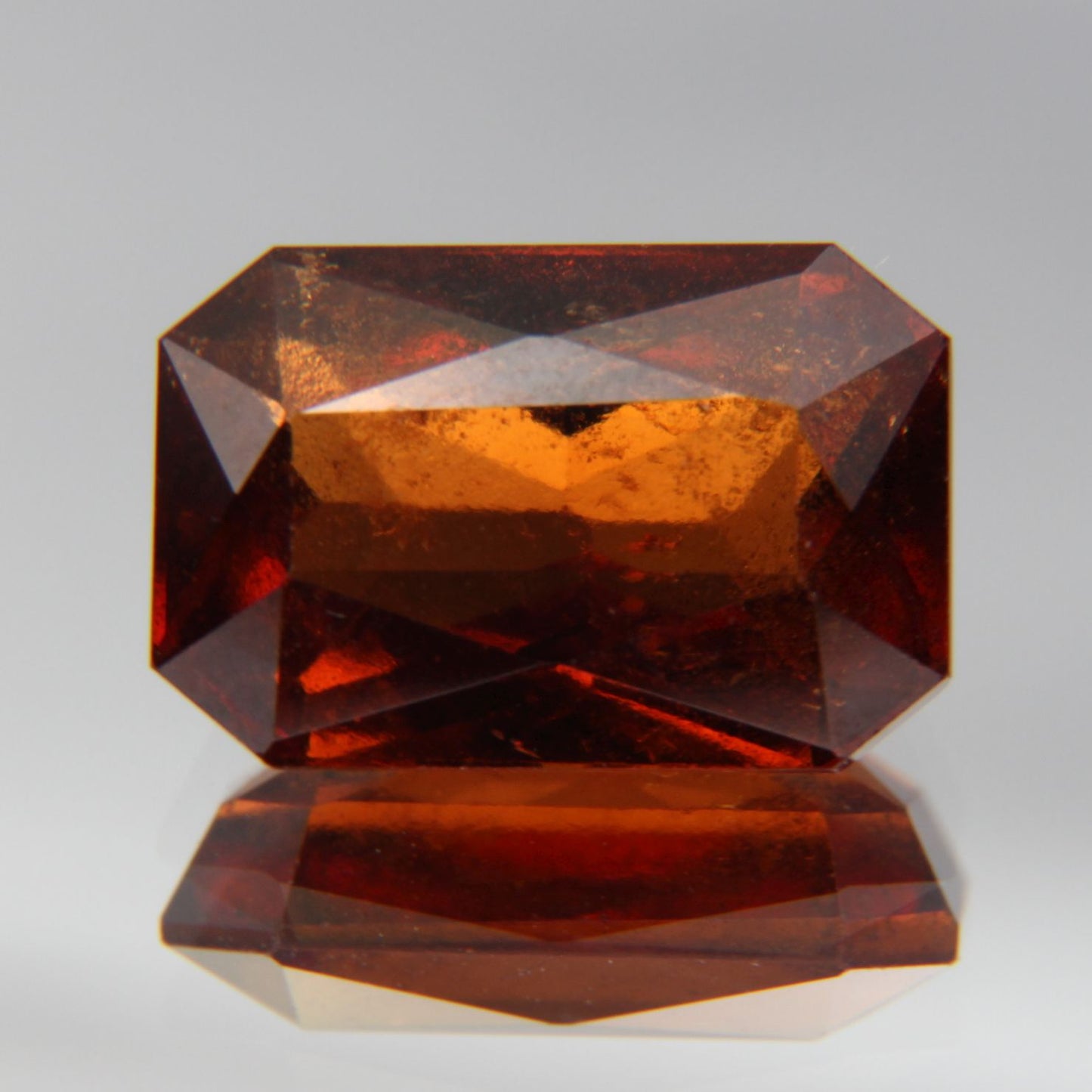 Hessonit 5.81ct