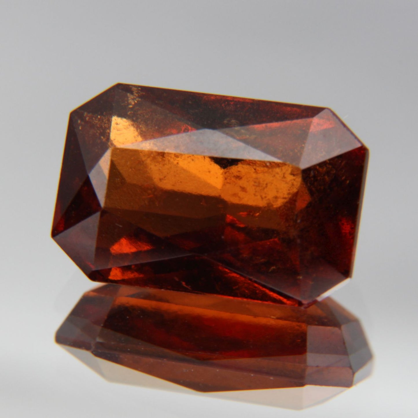 Hessonit 5.81ct