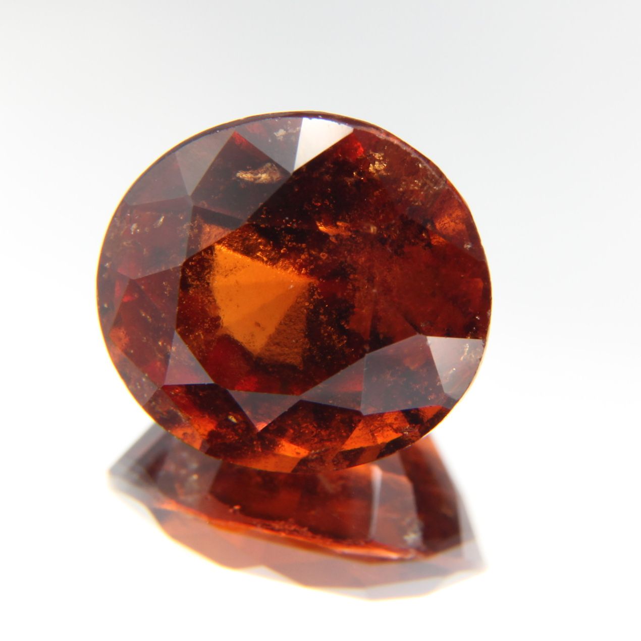 Hessonit 7.99 ct