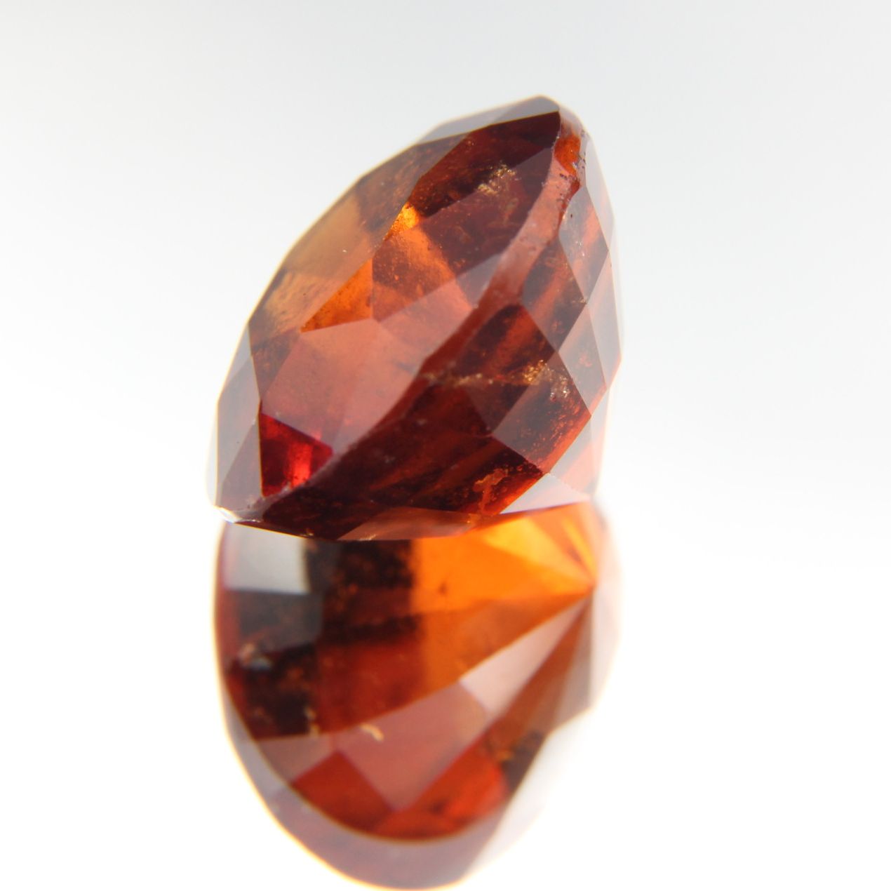 Hessonit 7.99 ct