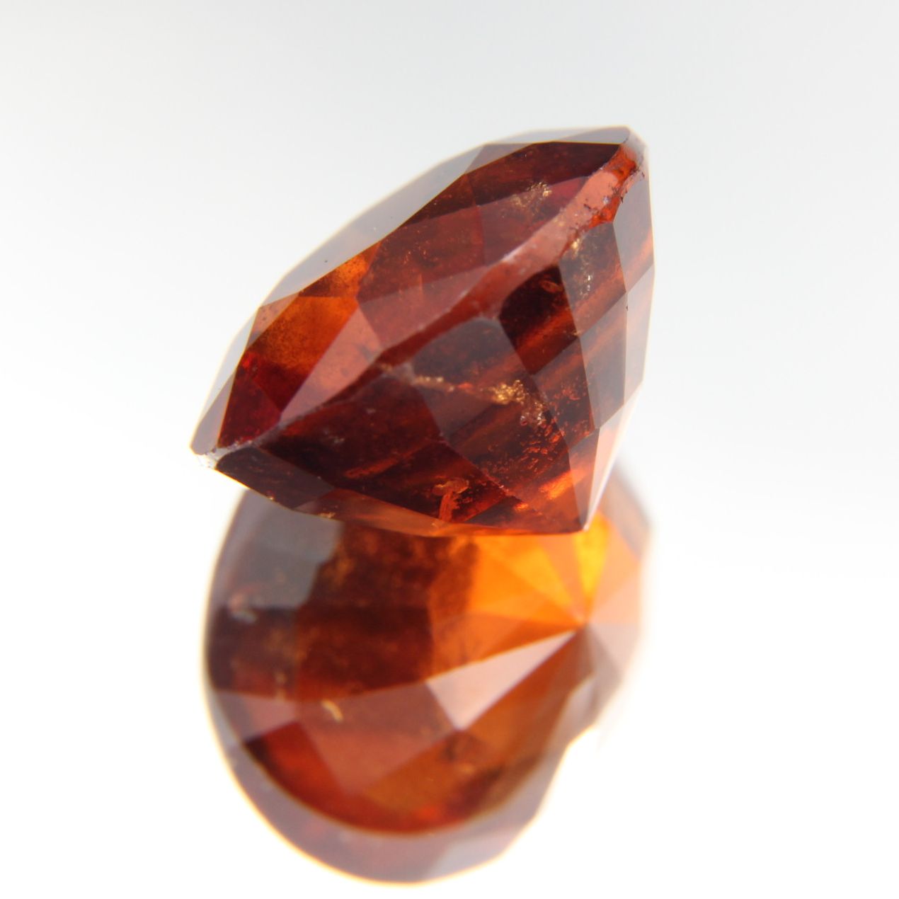 Hessonit 7.99 ct