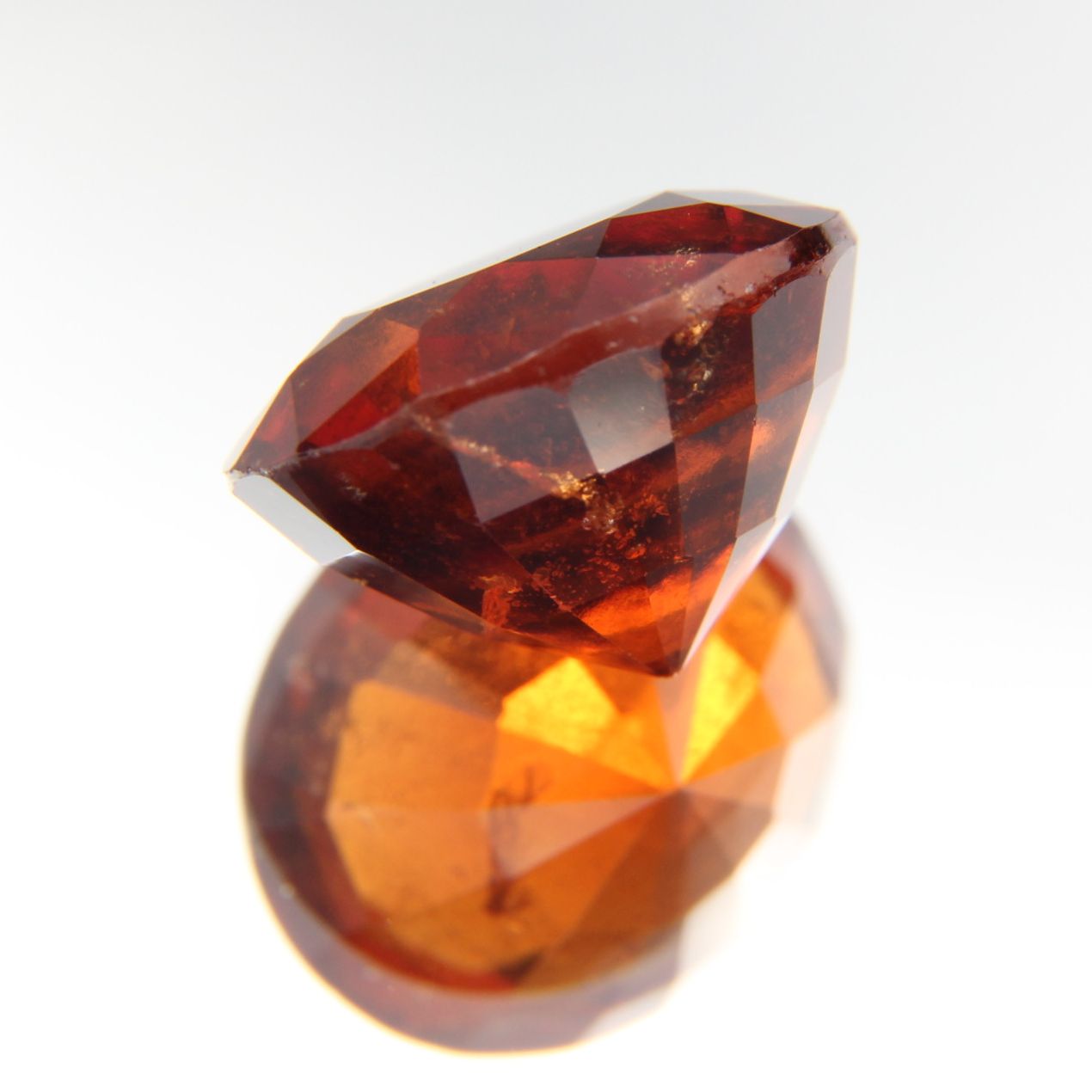 Hessonit 7.99 ct