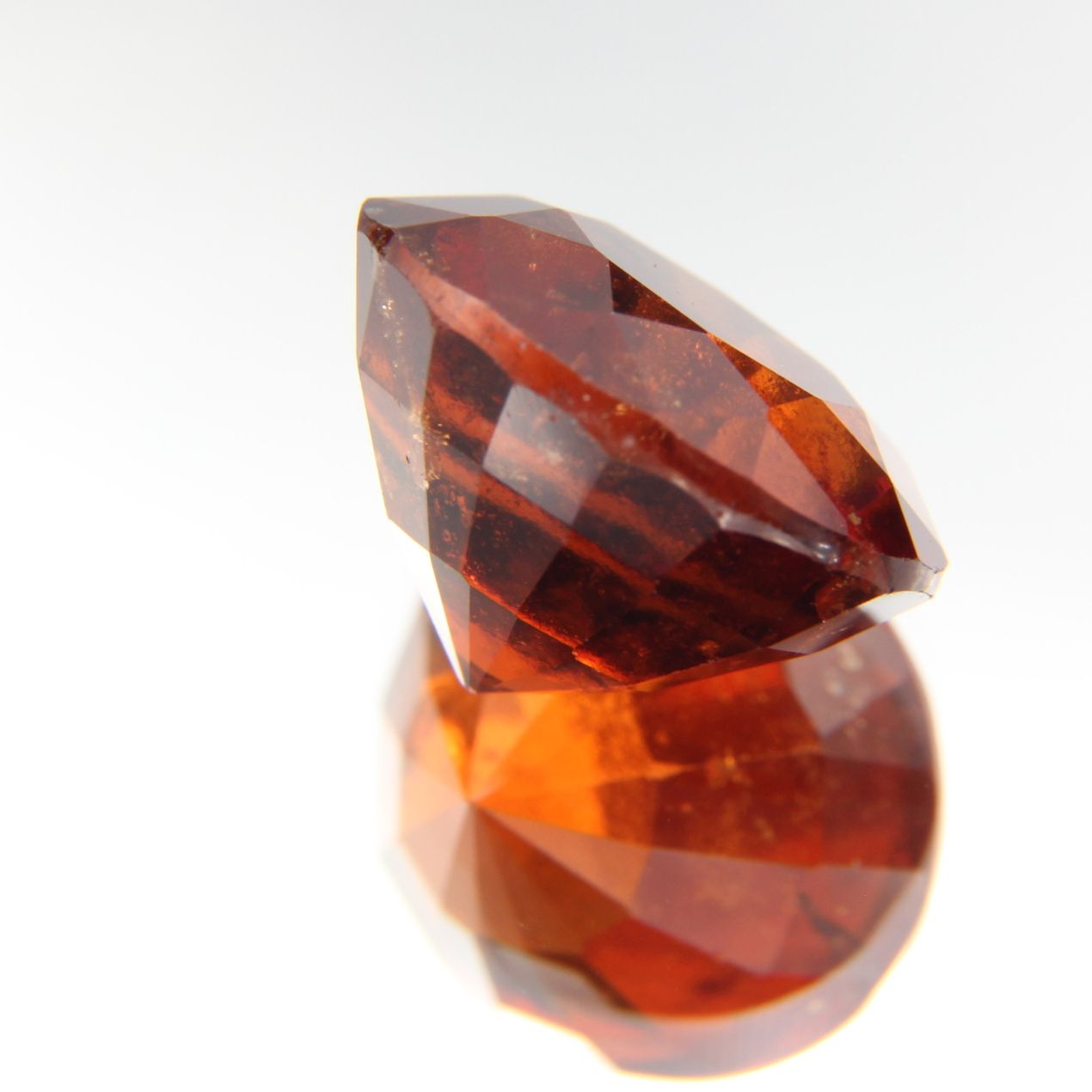 Hessonit 7.99 ct