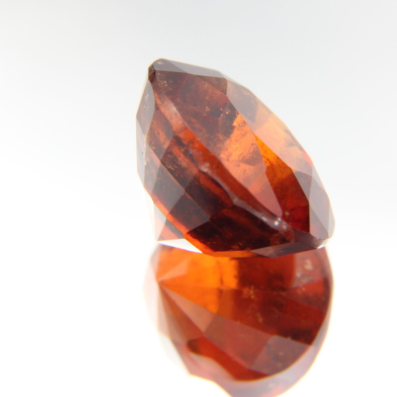 Hessonit 7.99 ct