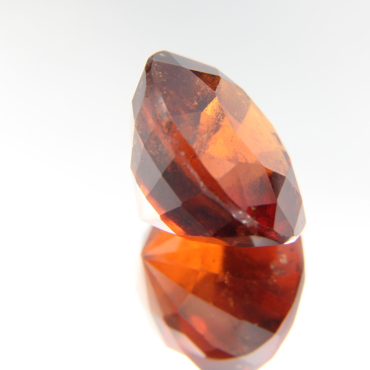 Hessonit 7.99 ct
