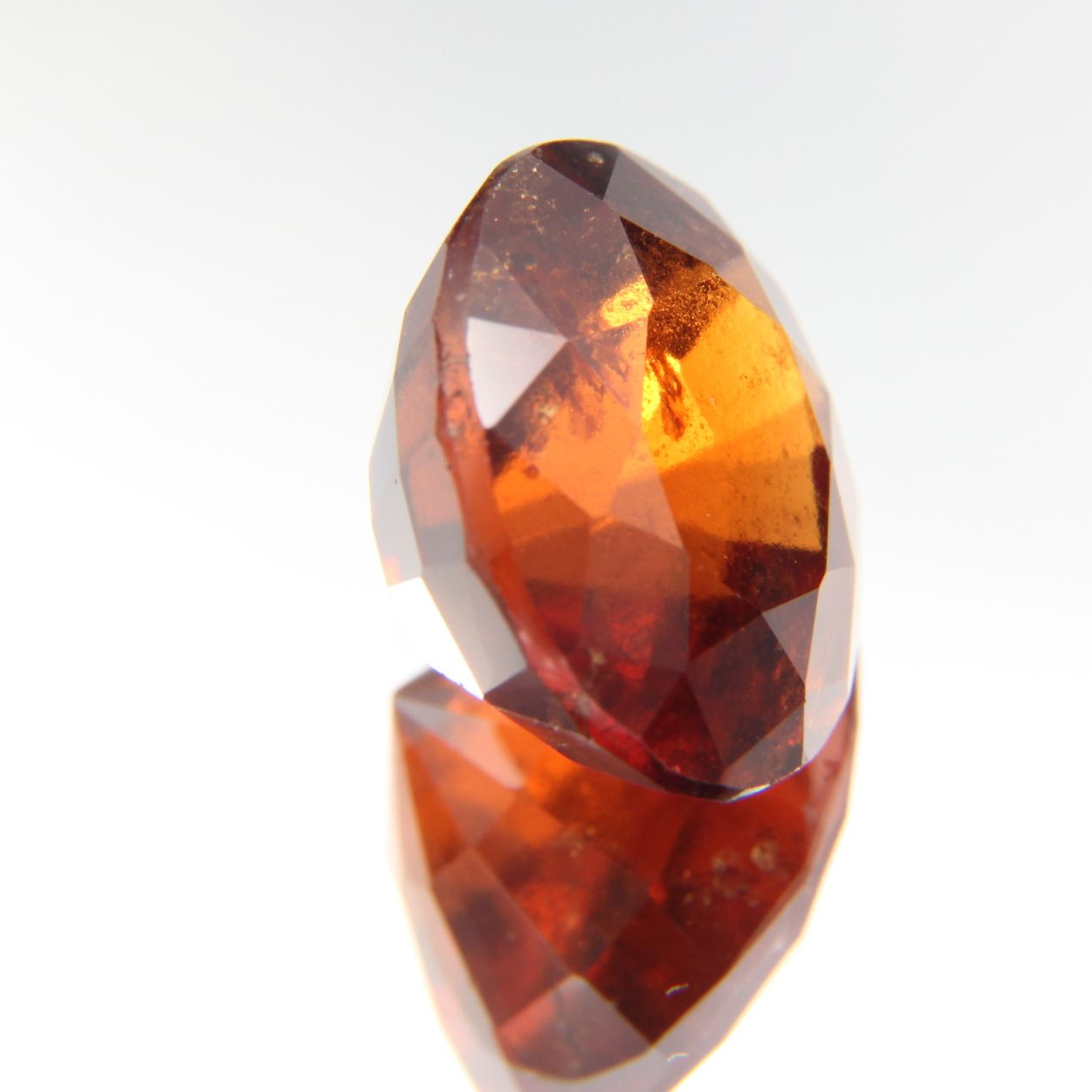 Hessonit 7.99 ct