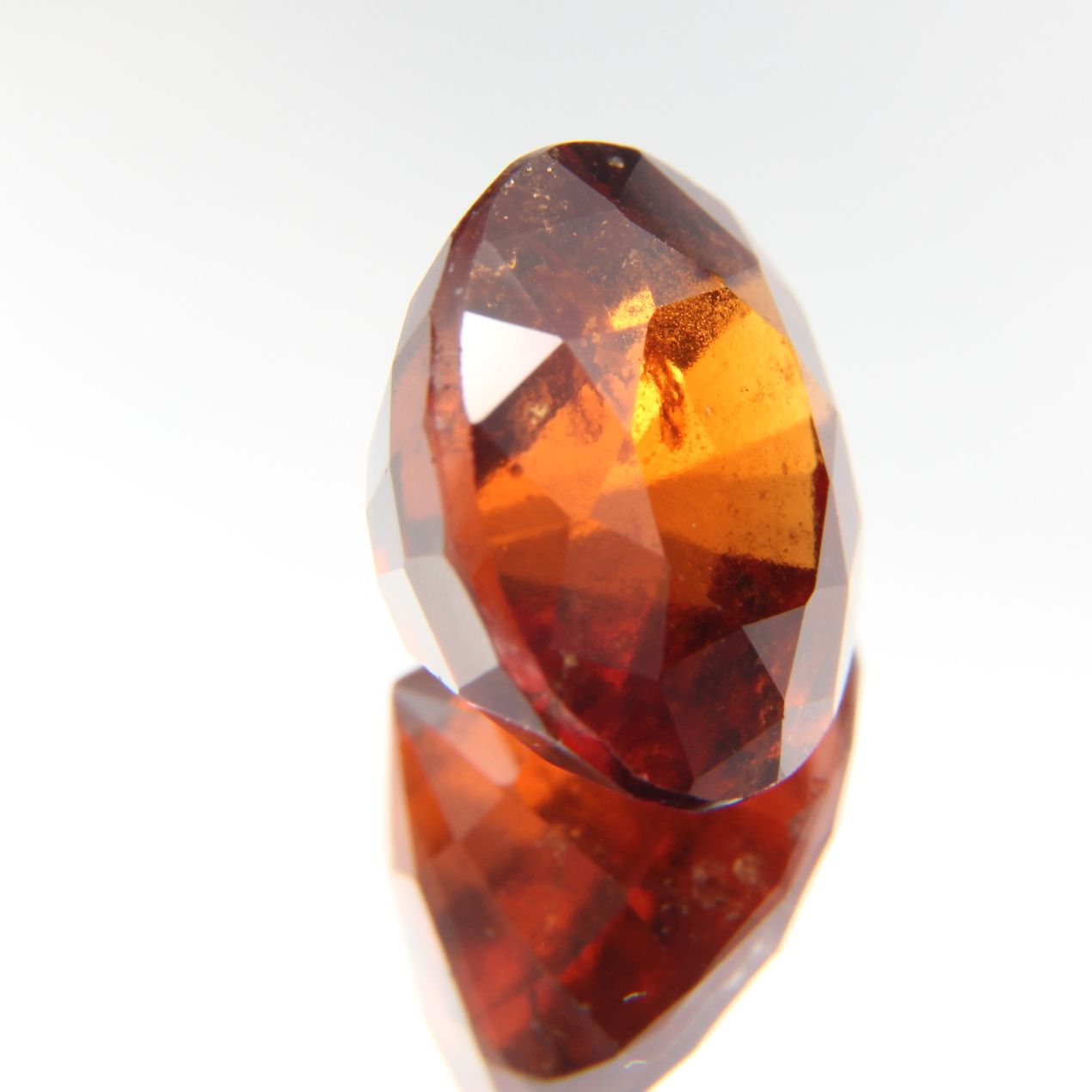 Hessonit 7.99 ct