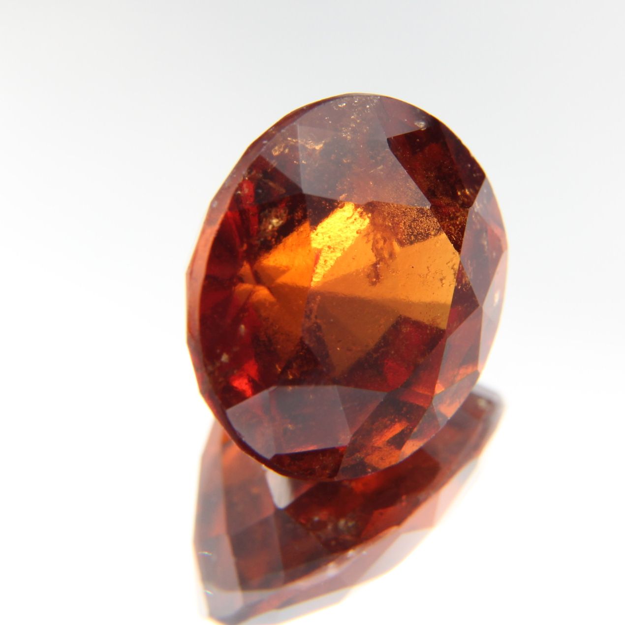 Hessonit 7.99 ct