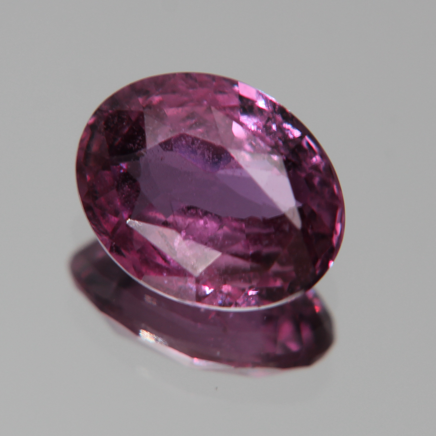 Pinker Saphir 2.14 ct