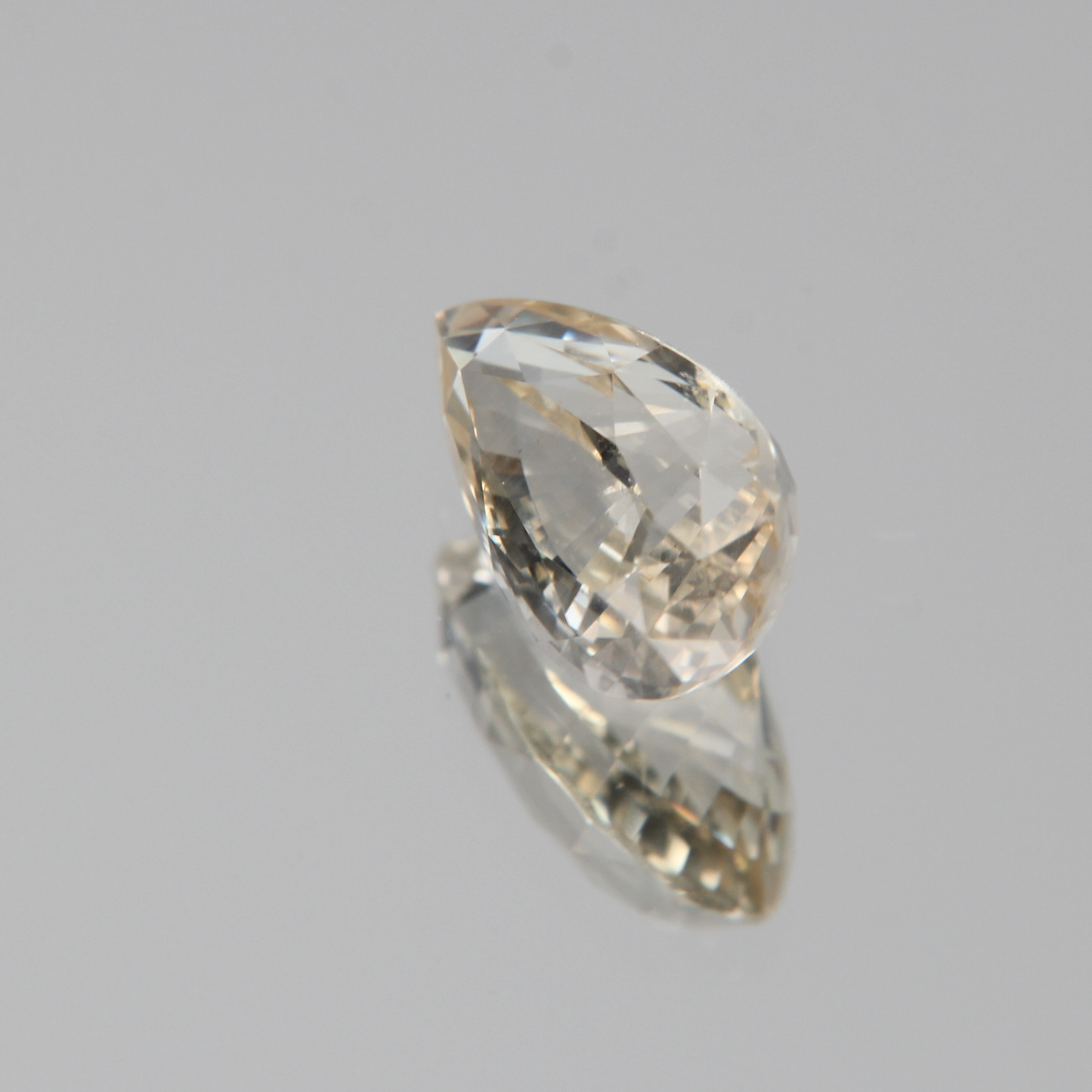 gelber Saphir 2.64ct