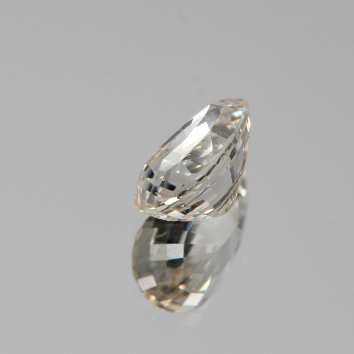 gelber Saphir 2.64ct