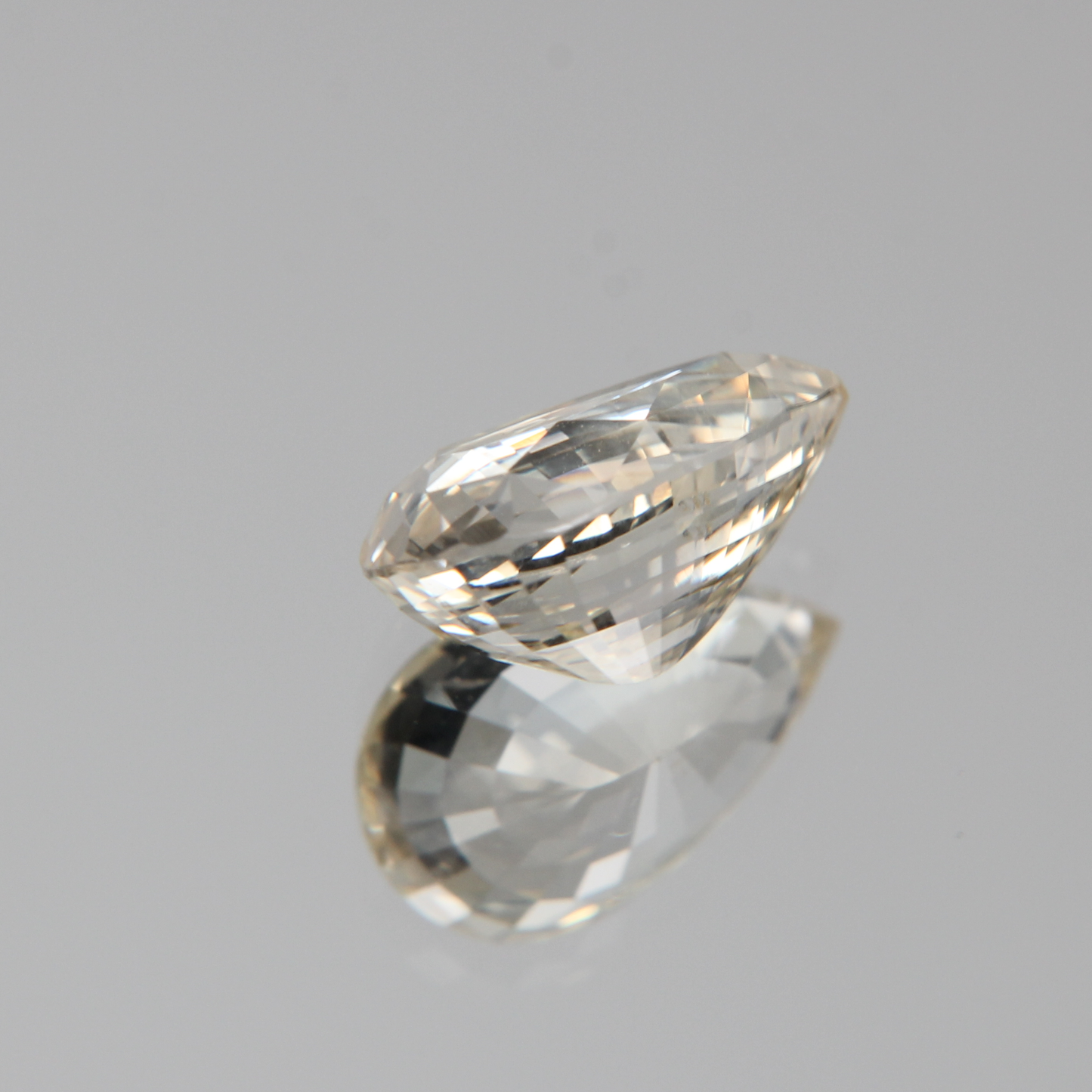 gelber Saphir 2.64ct