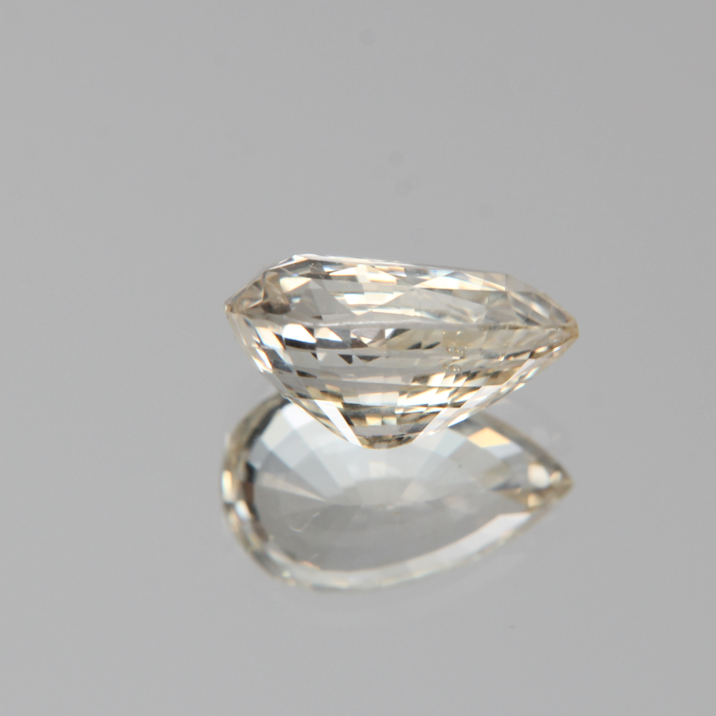 gelber Saphir 2.64ct