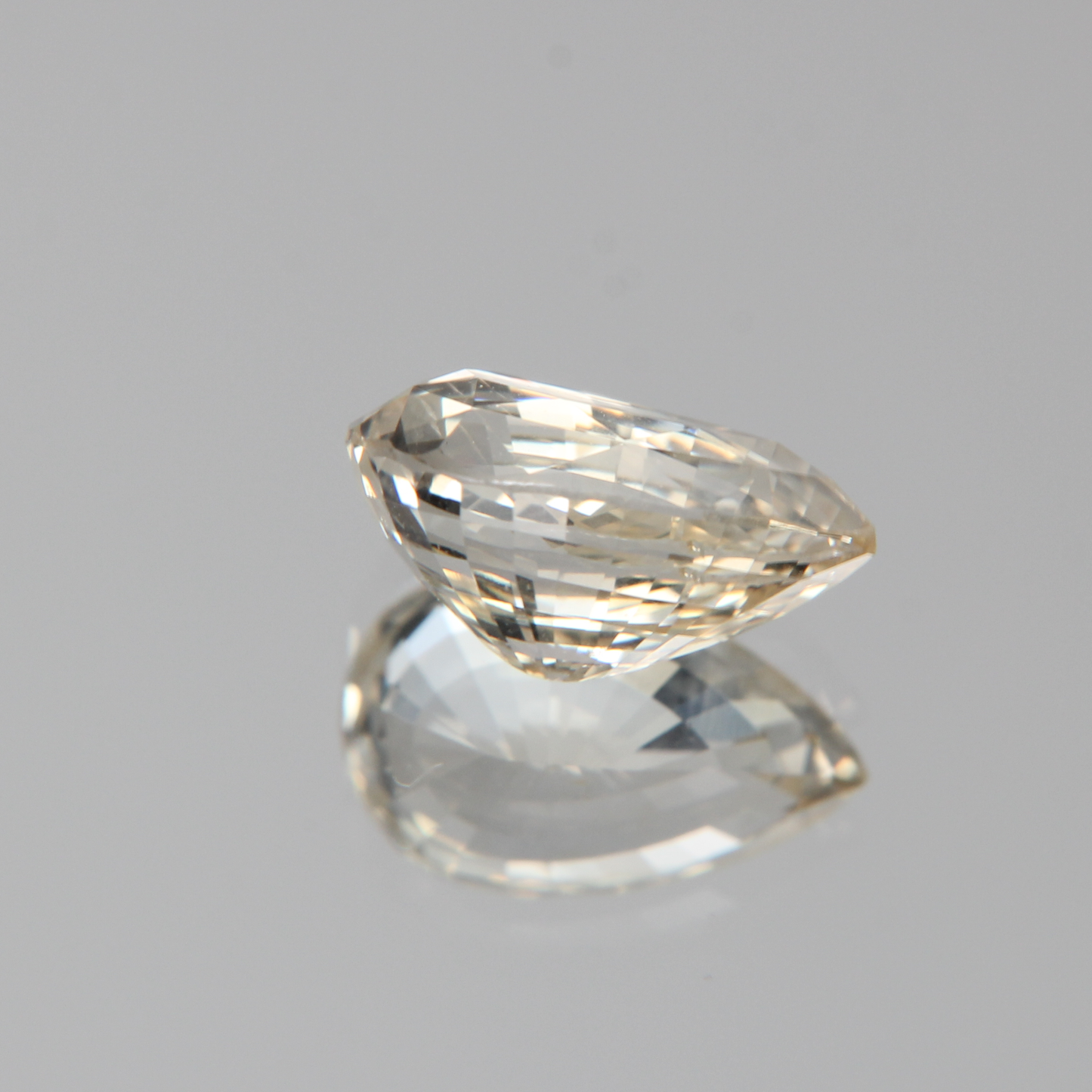 gelber Saphir 2.64ct