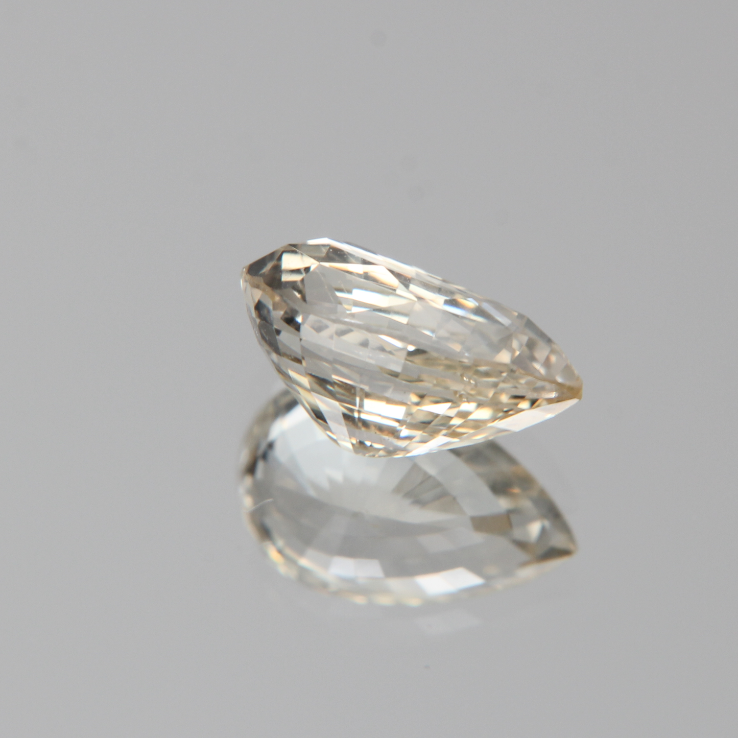 gelber Saphir 2.64ct