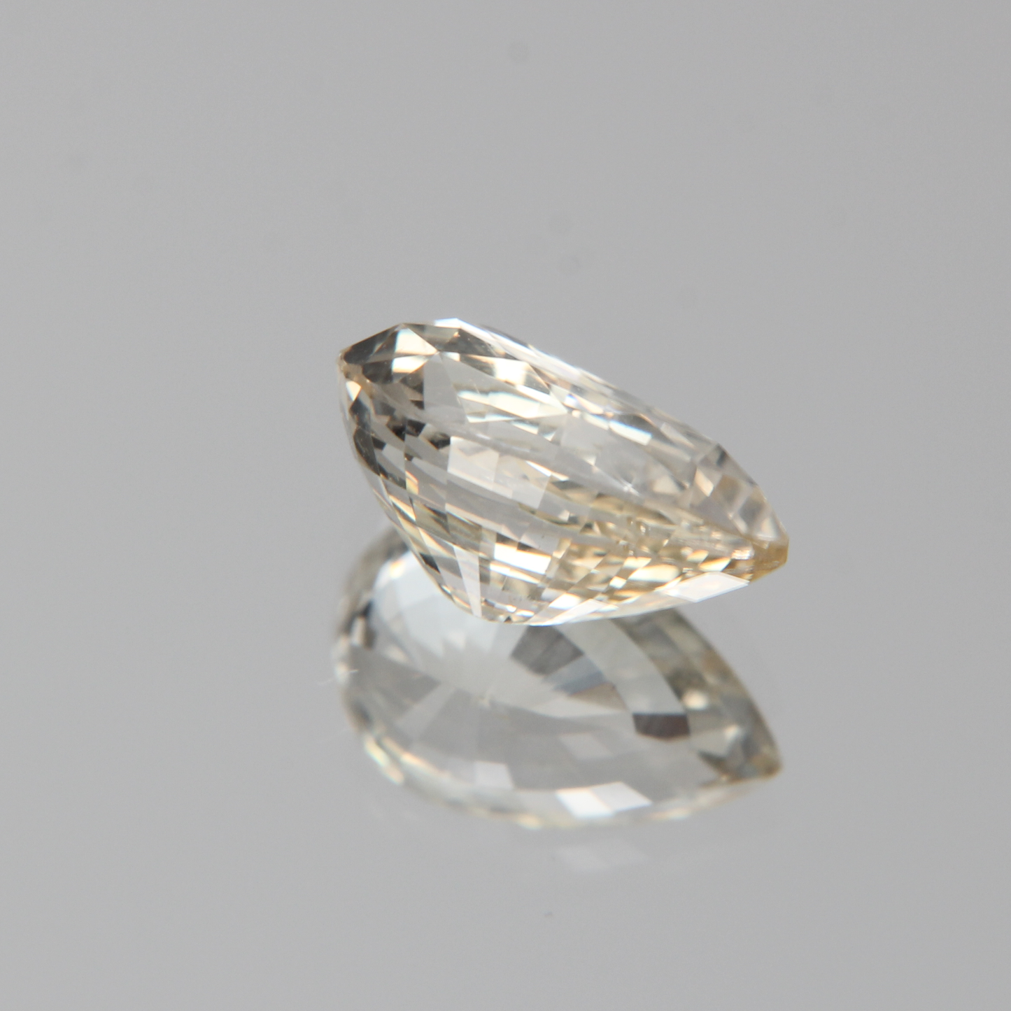 gelber Saphir 2.64ct