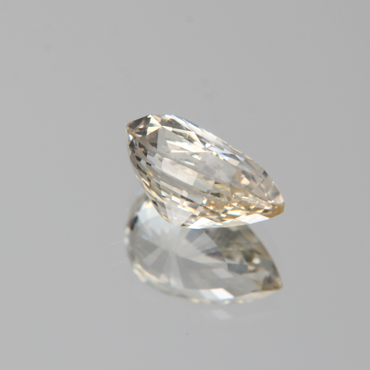 gelber Saphir 2.64ct