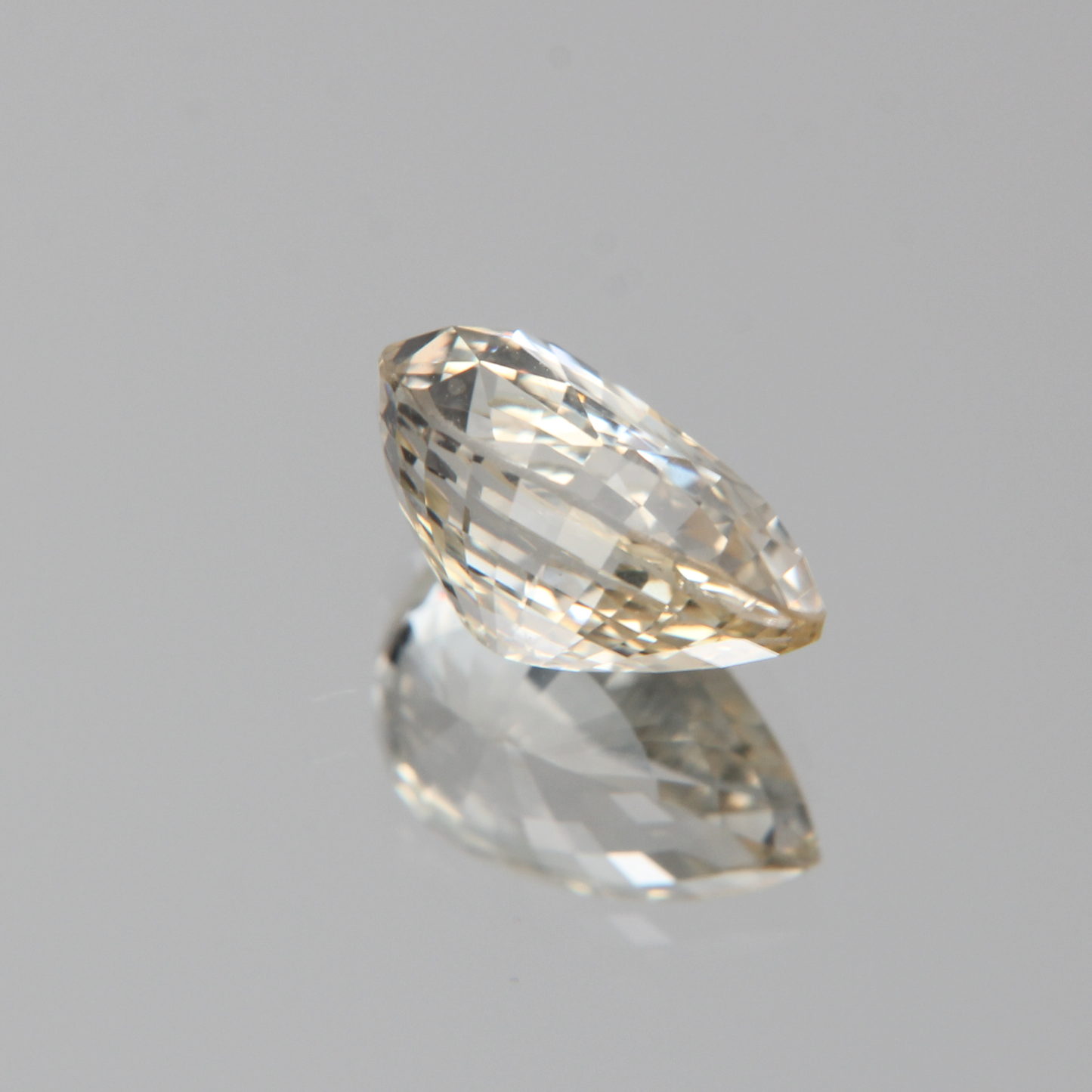 gelber Saphir 2.64ct