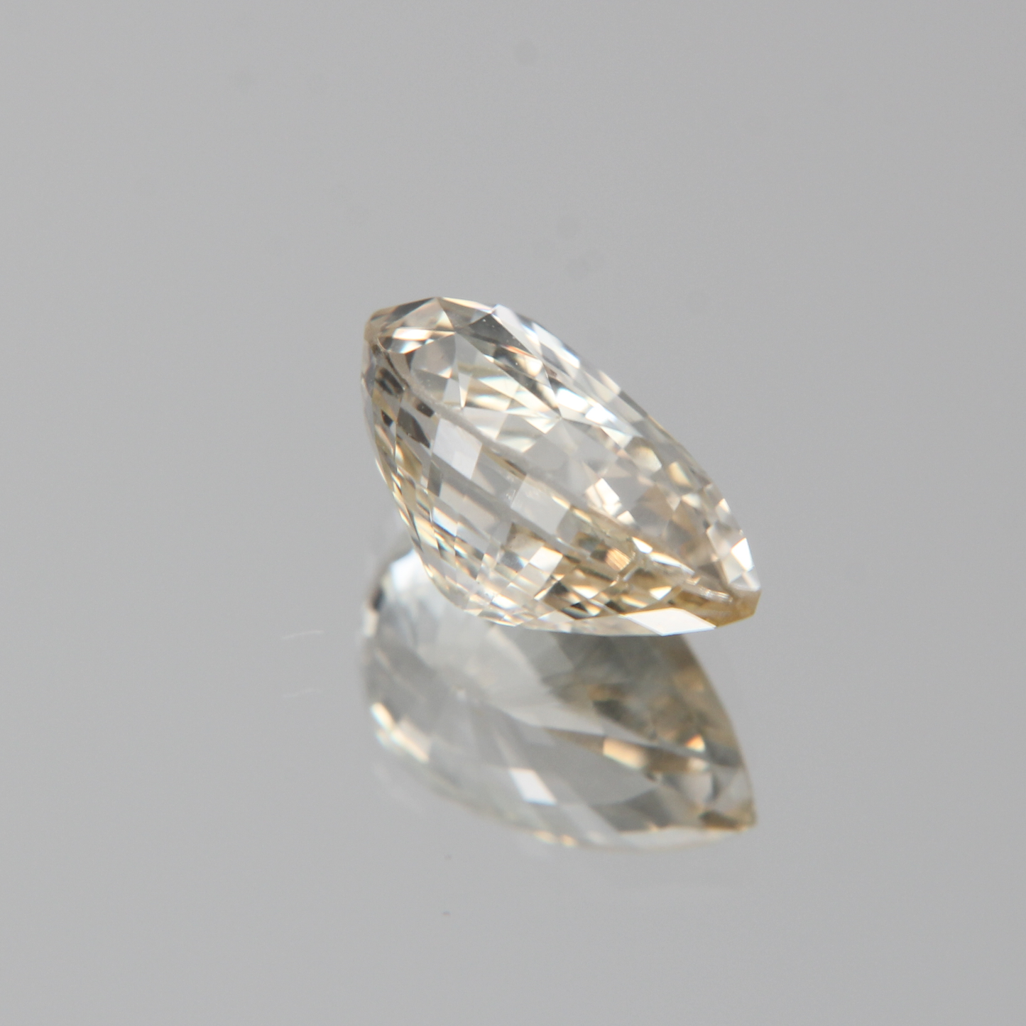 gelber Saphir 2.64ct