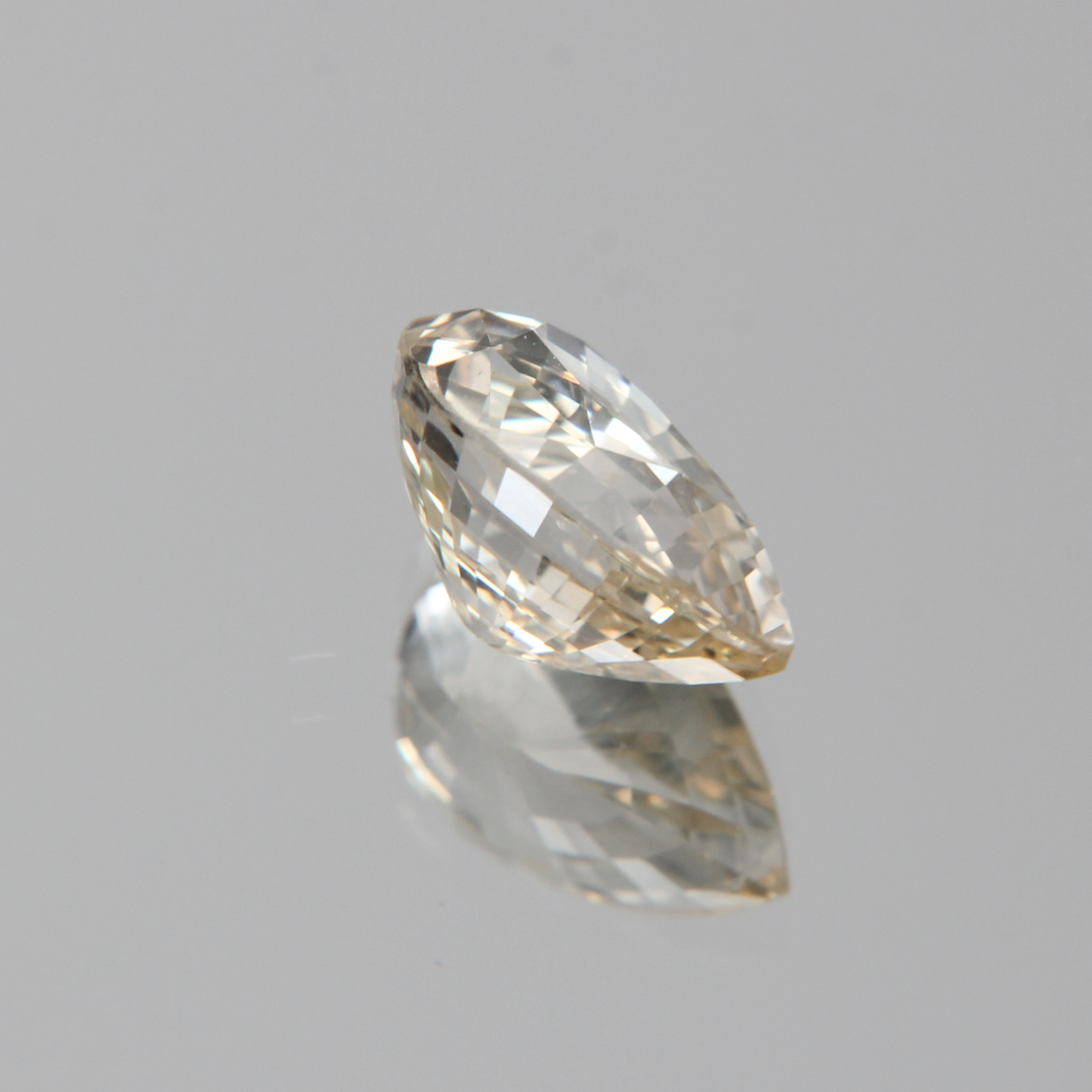 gelber Saphir 2.64ct