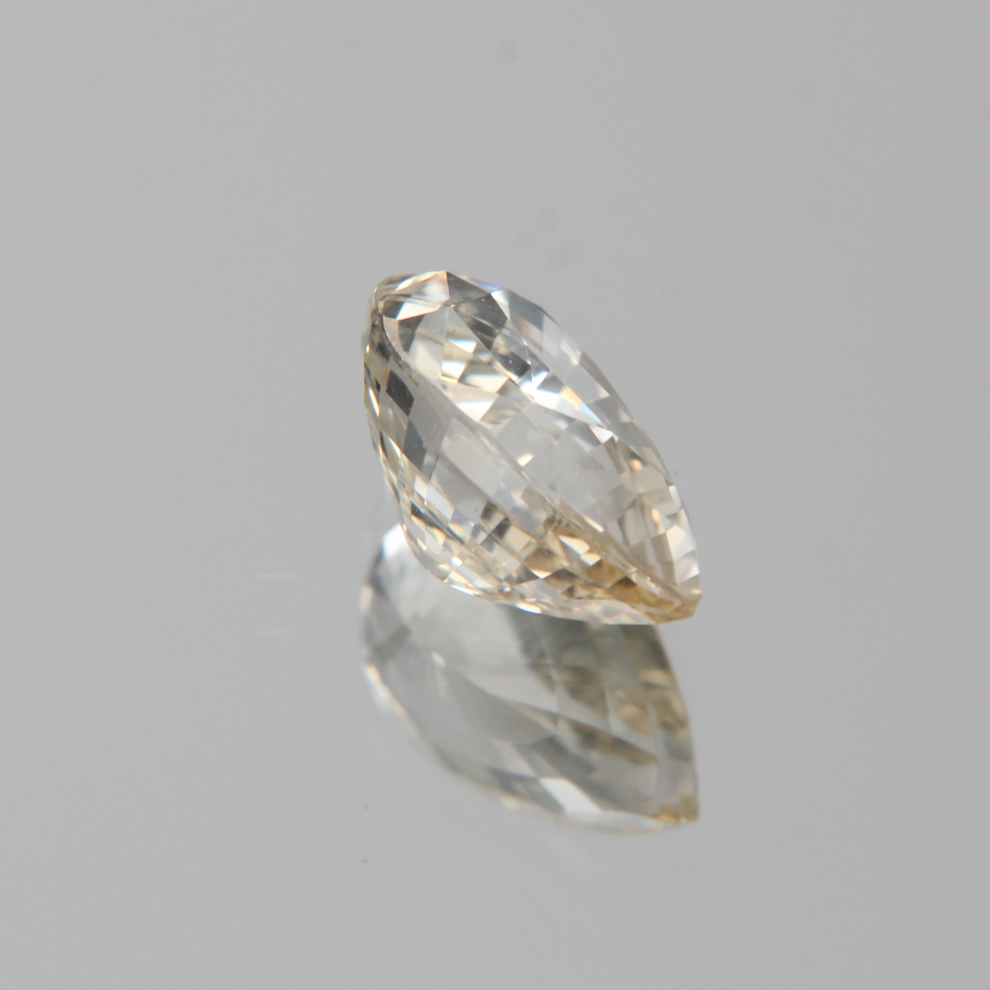 gelber Saphir 2.64ct