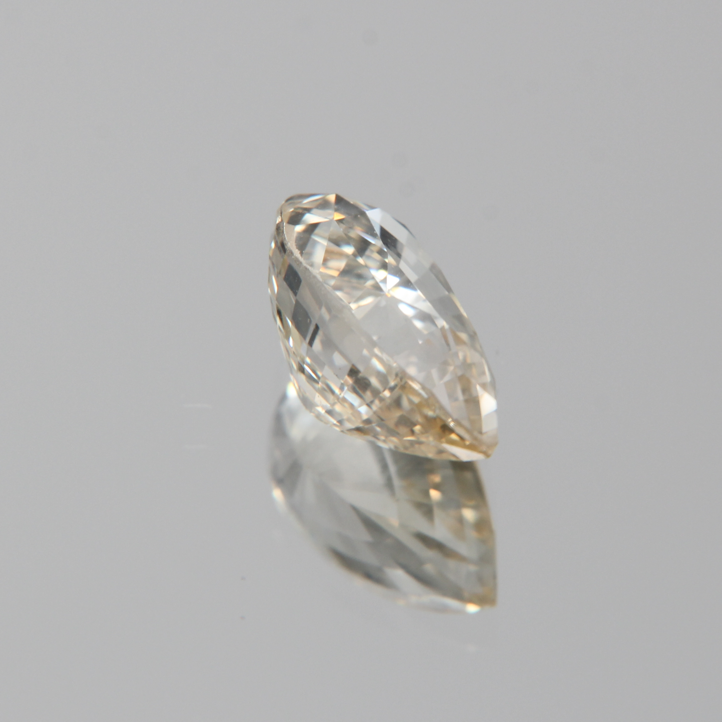 gelber Saphir 2.64ct