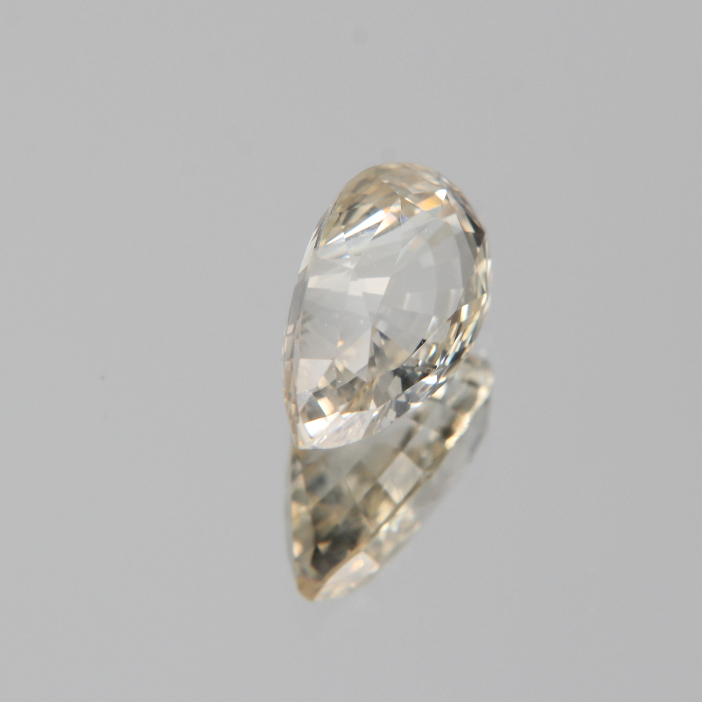gelber Saphir 2.64ct