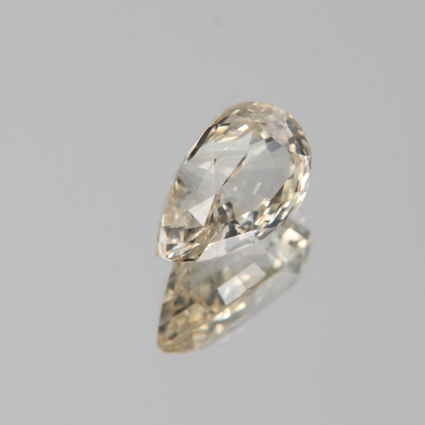gelber Saphir 2.64ct