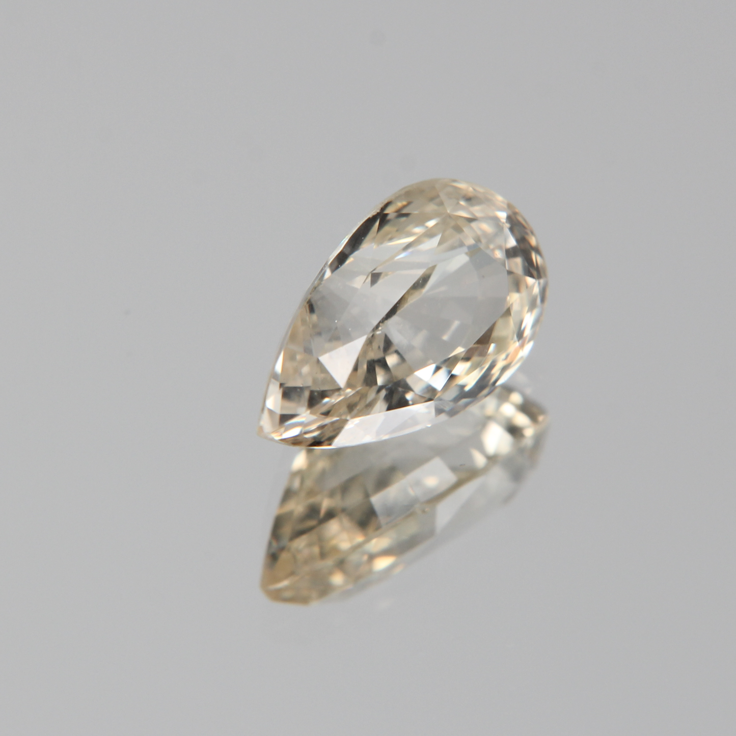 gelber Saphir 2.64ct