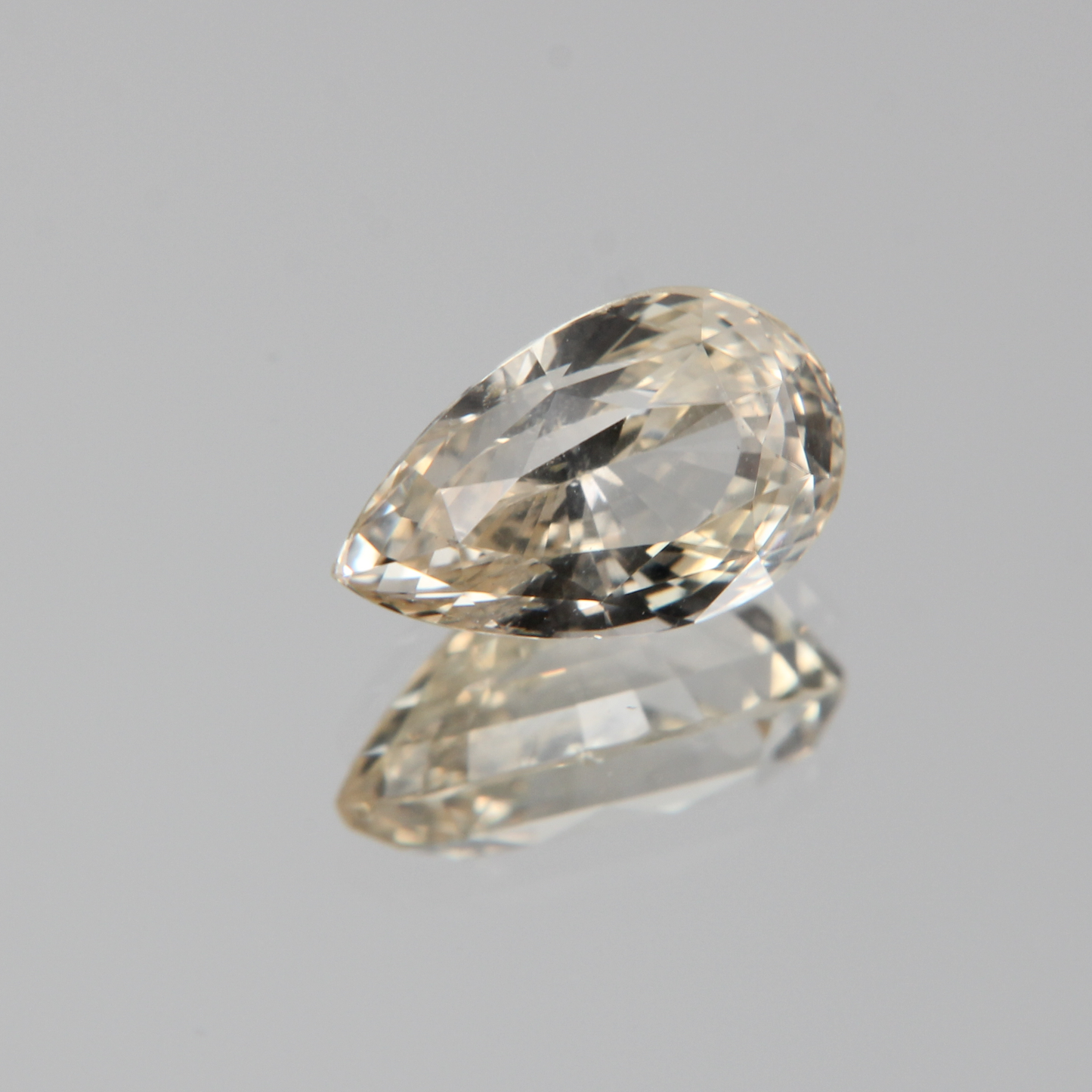 gelber Saphir 2.64ct