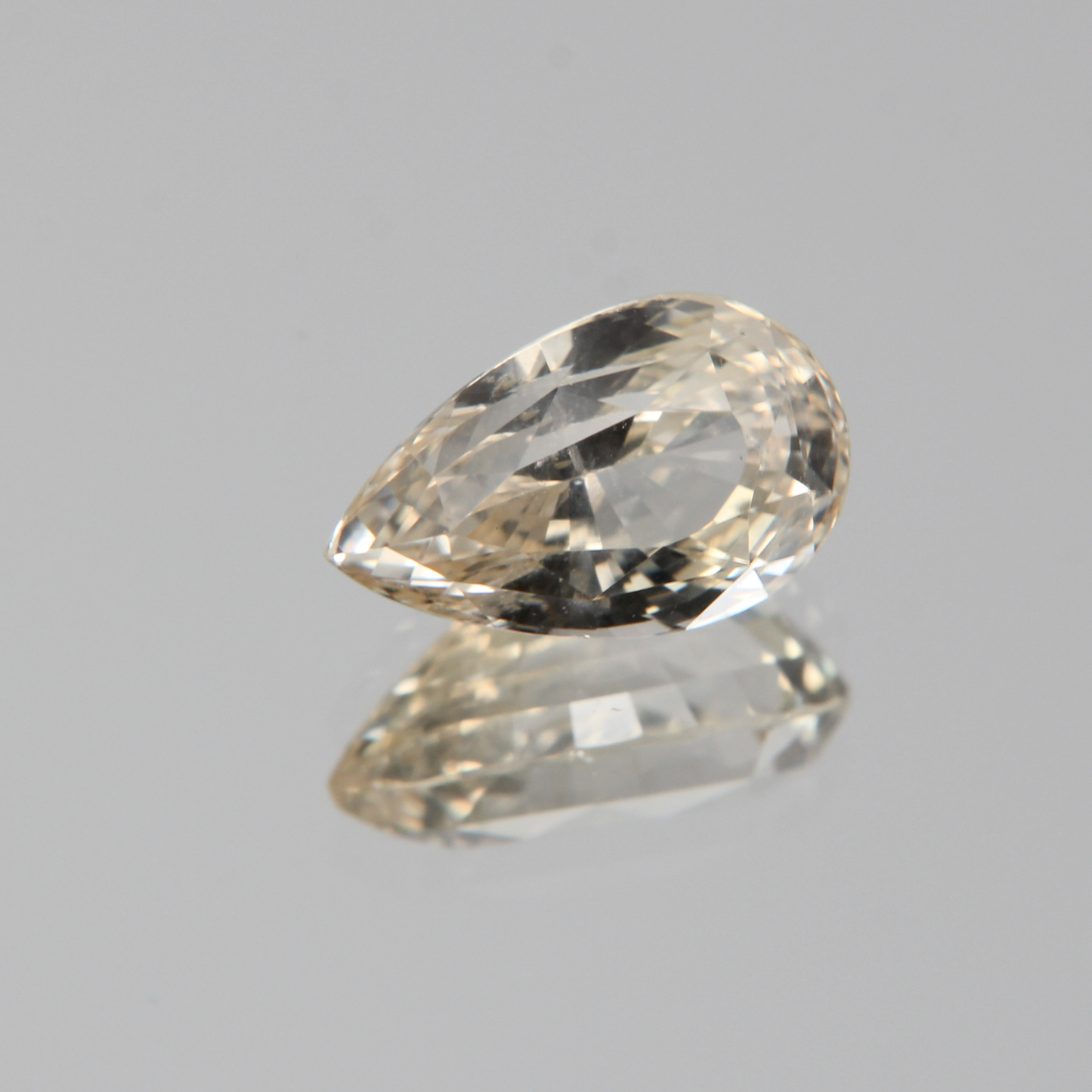 gelber Saphir 2.64ct