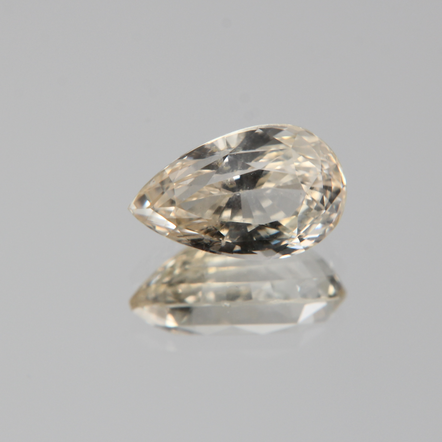 gelber Saphir 2.64ct
